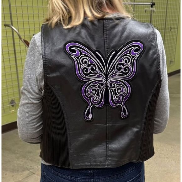 VANCE LEATHERS black butterfly embroidered applique cropped moto vest‎ M - Picture 8 of 8